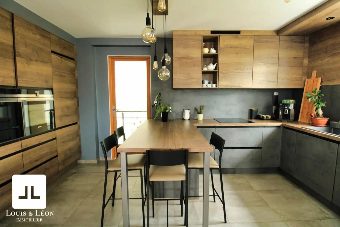 Maison à vendre, 223m², Saint-Priest