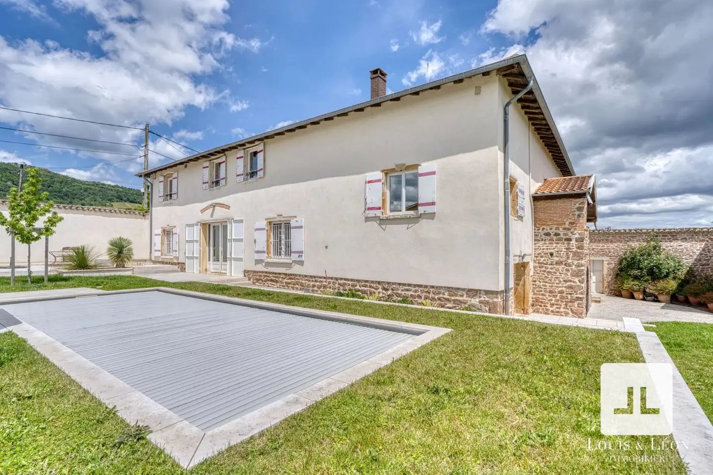 Maison à vendre, 352m², Saint-Etienne-la-Varenne