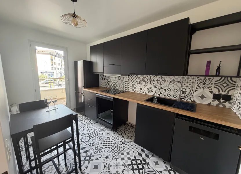 Appartement à louer, 61m², Châtillon