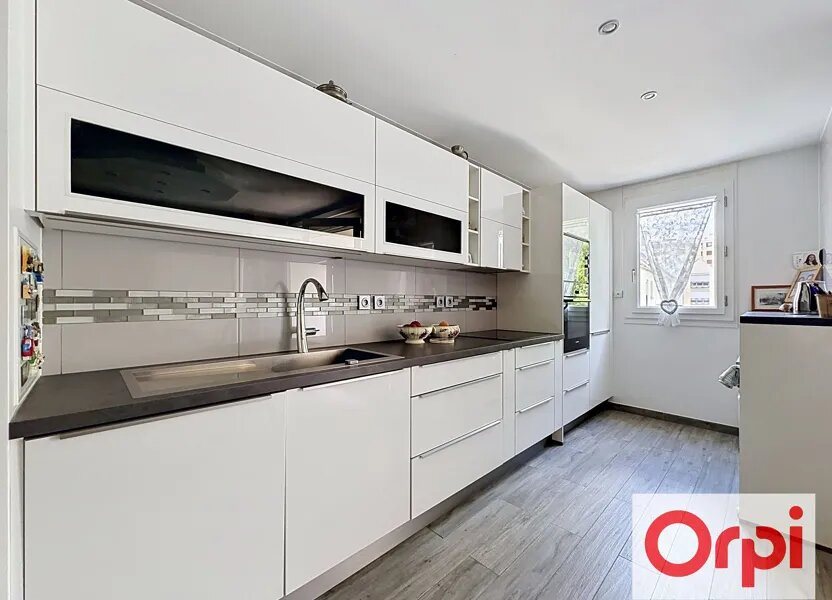 Appartement à vendre, 64m², Châtillon