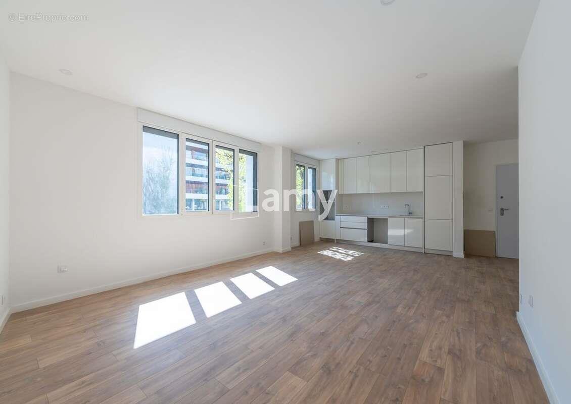 Appartement à vendre, 100m², Châtillon