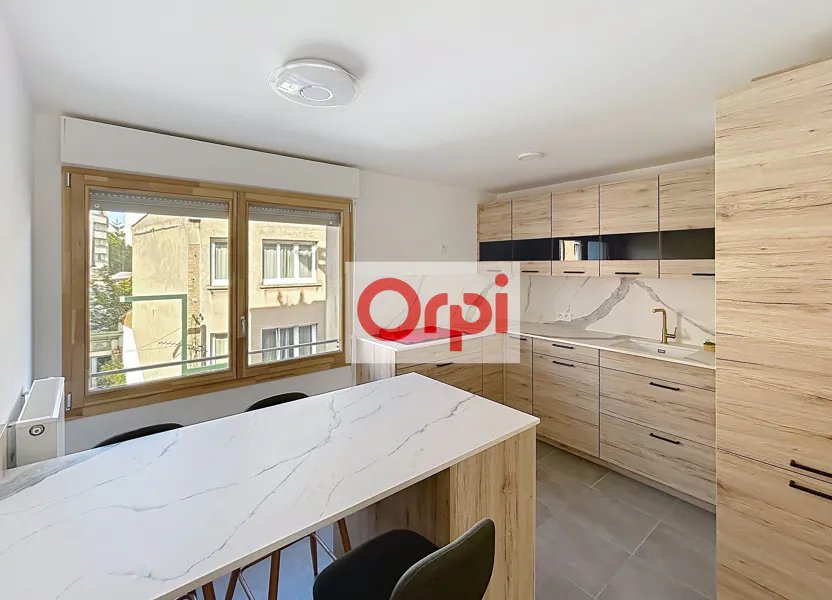 Appartement à louer, 107m², Bagneux