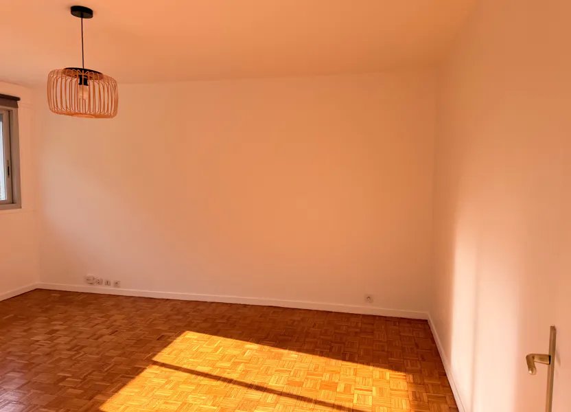 Appartement à louer, 51m², Sèvres