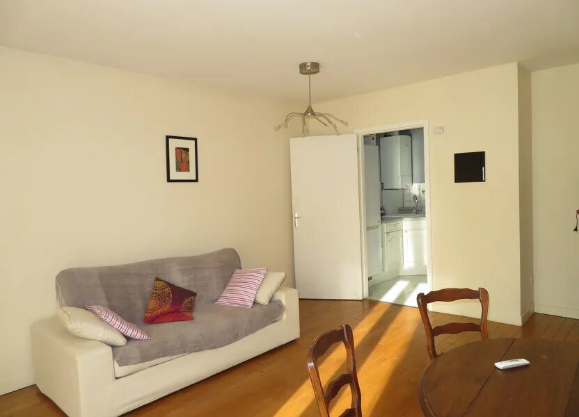 Appartement à louer, 47m², Sèvres