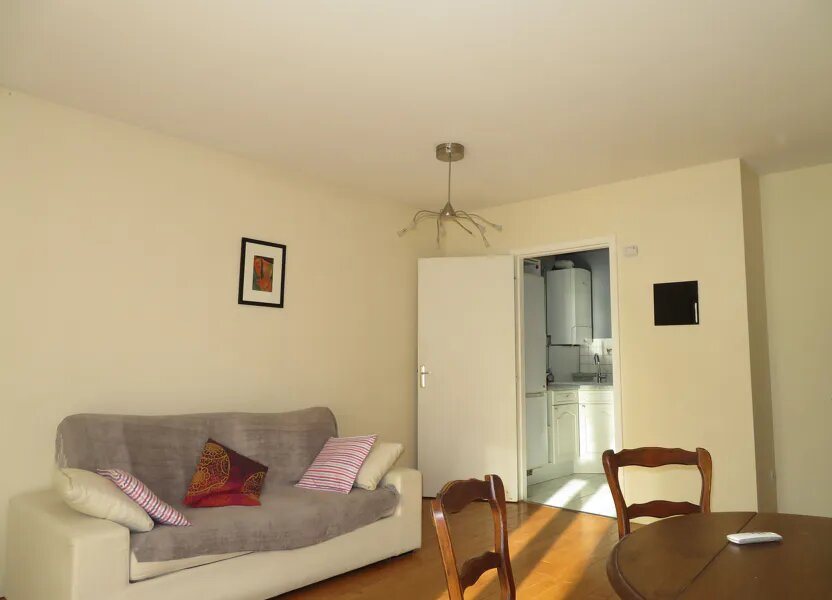 Appartement à louer, 47m², Sèvres