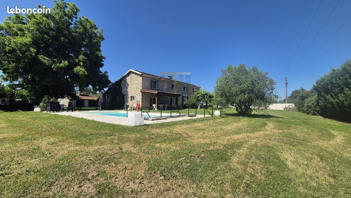Maison à vendre, 235m², Sainte-Colombe-en-Bruilhois