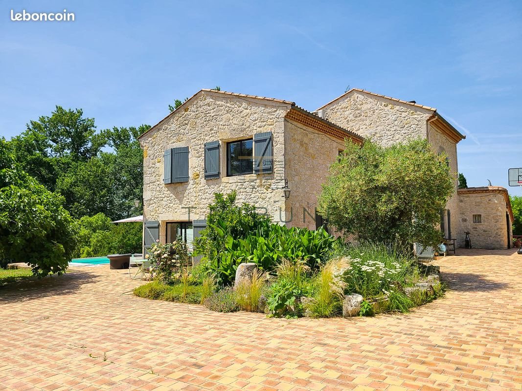 Maison à vendre, 225m², Sainte-Colombe-en-Bruilhois