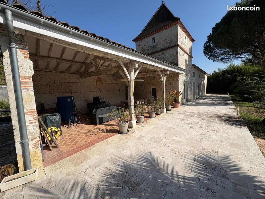Maison à vendre, 350m², Saint-Hilaire-de-Lusignan