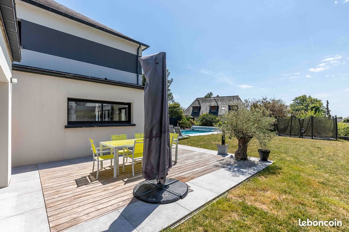 Maison à vendre, 180m², Bédée