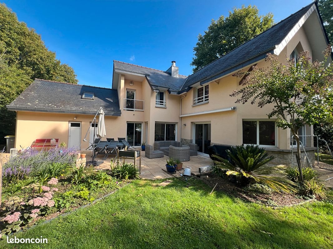 Maison à vendre, 217m², Chartres-de-Bretagne