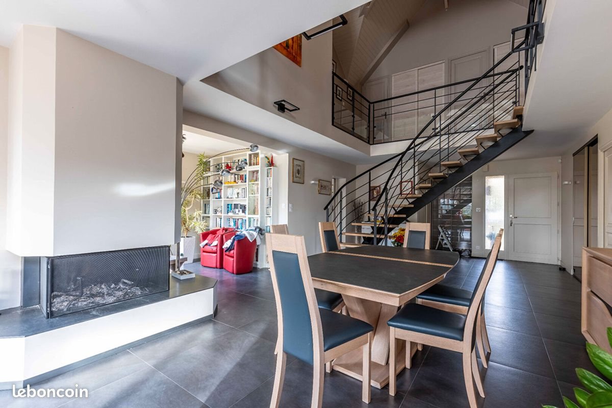 Maison à vendre, 217m², Chartres-de-Bretagne