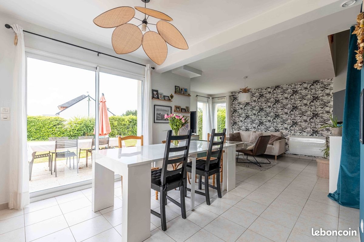 Maison à vendre, 102m², Bréal-sous-Montfort