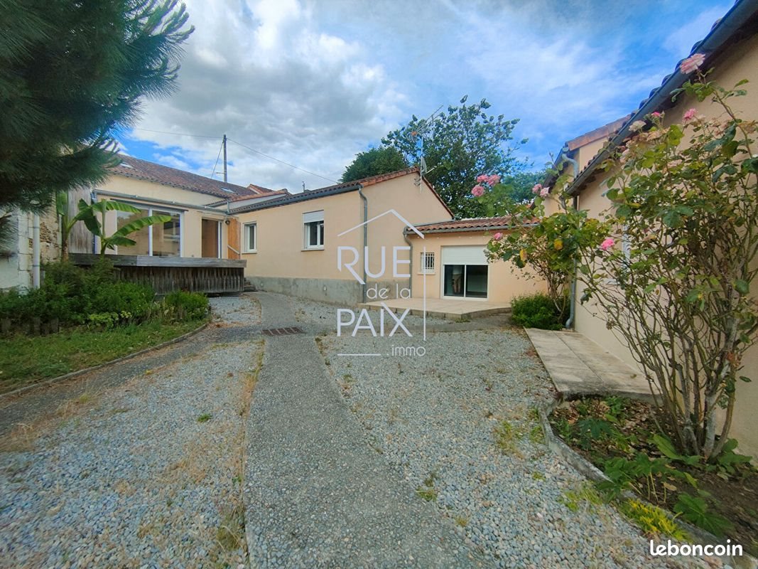 Maison à vendre, 150m², Saint-Genest-d'Ambière