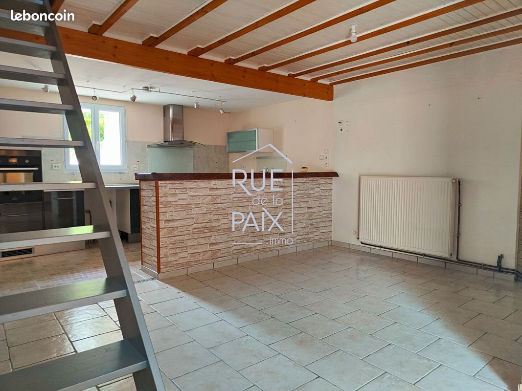 Maison à vendre, 150m², Saint-Genest-d'Ambière