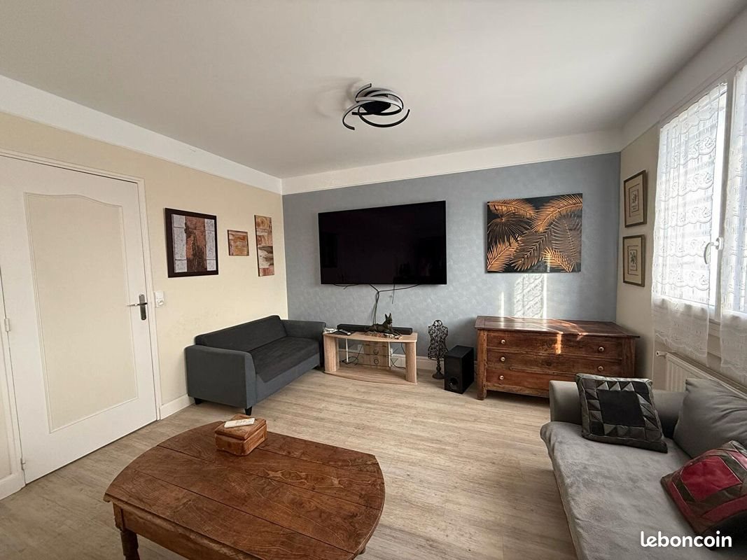 Maison à louer, 120m², Loudun
