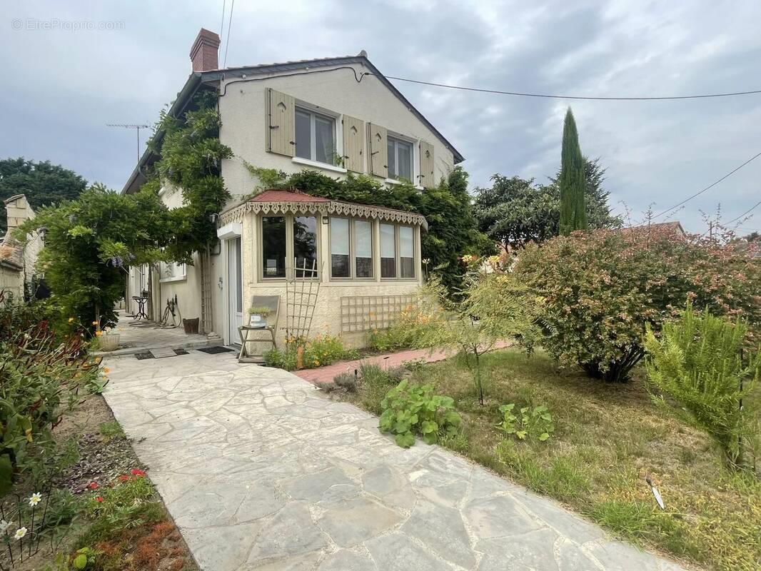 Maison à vendre, 210m², Bournand