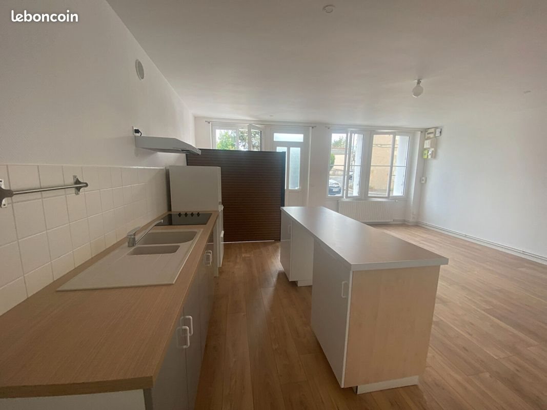 Maison à louer, 105m², Loudun