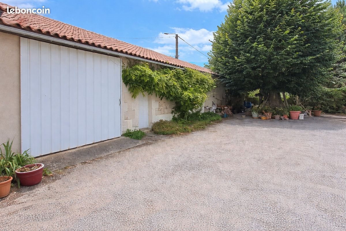 Maison à vendre, 153m², Lencloître
