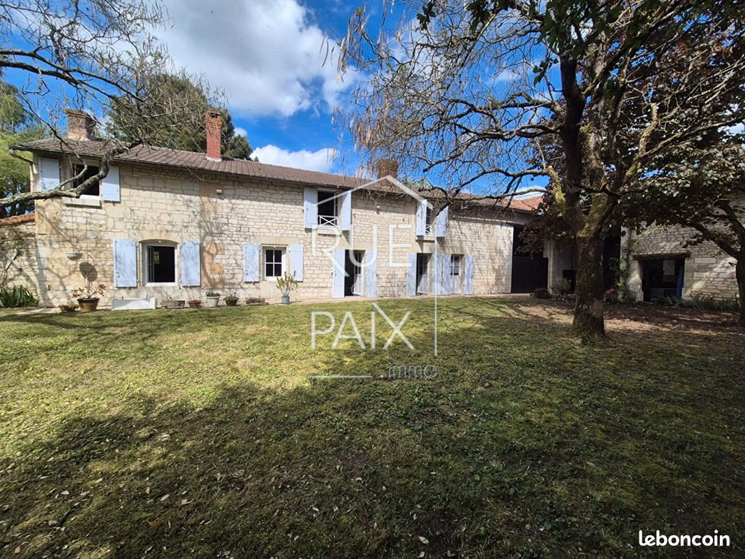 Maison à vendre, 175m², Bournand
