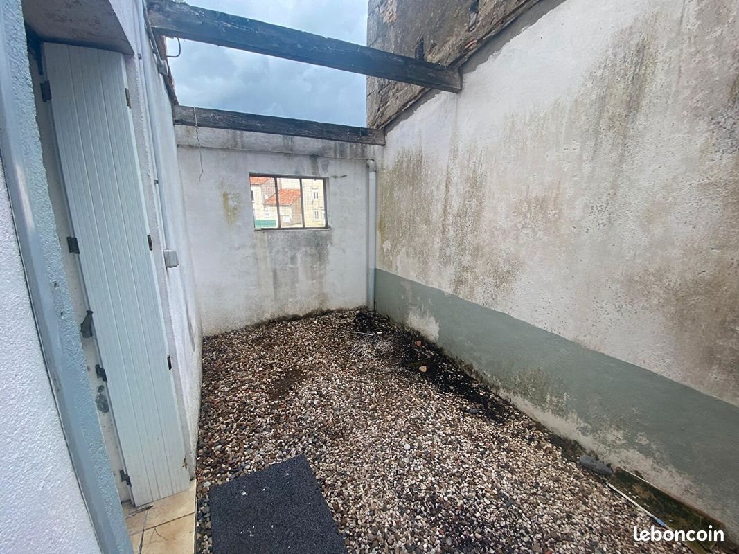 Appartement à louer, 29m², Lencloître