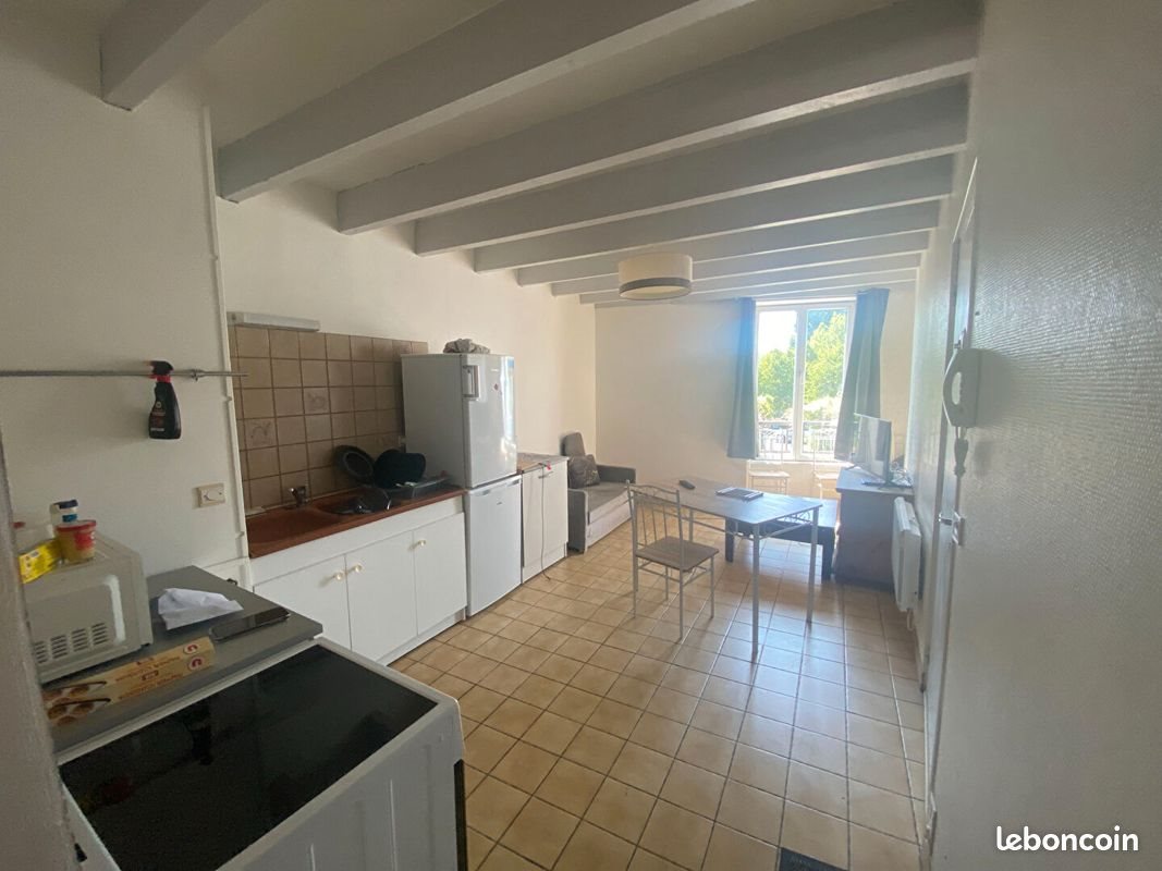 Appartement à louer, 30m², Lencloître