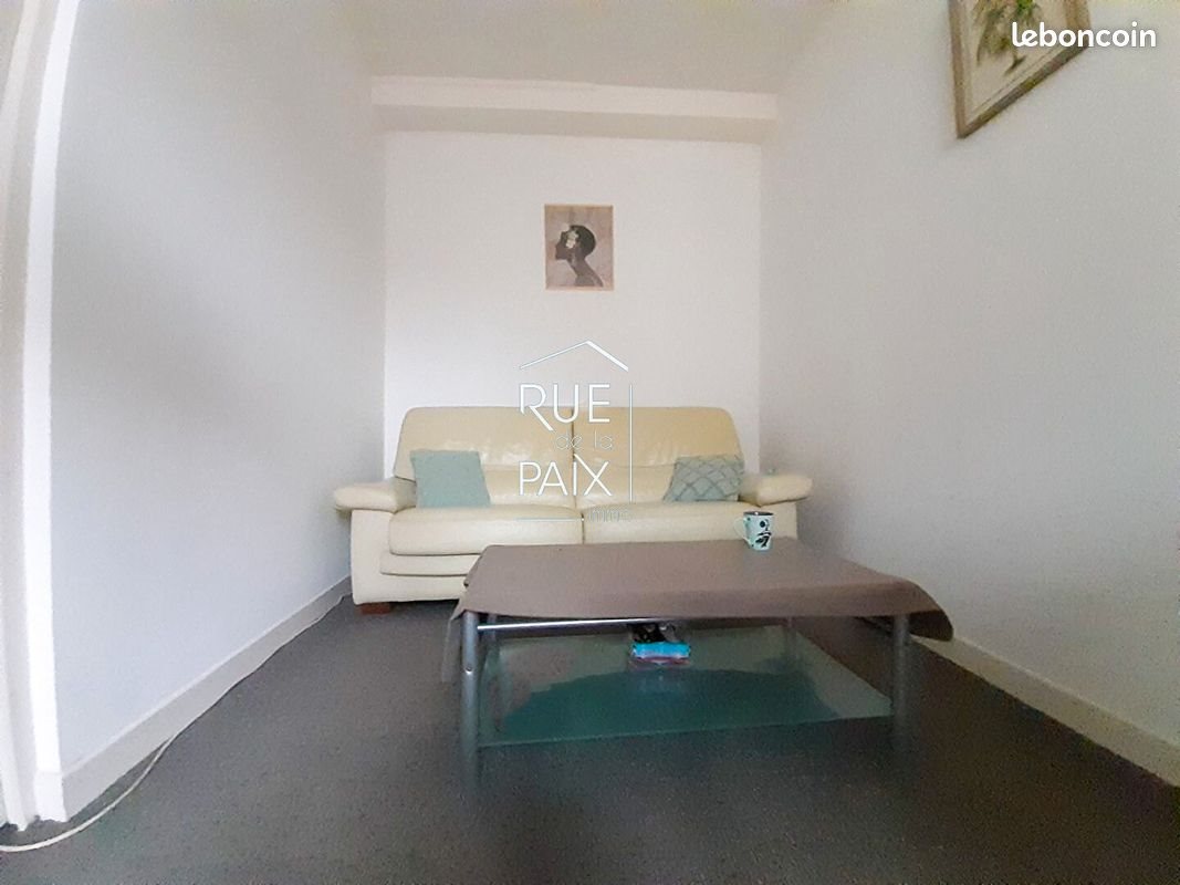 Appartement à louer, 126m², Lencloître