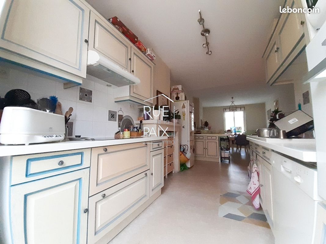Appartement à louer, 126m², Lencloître