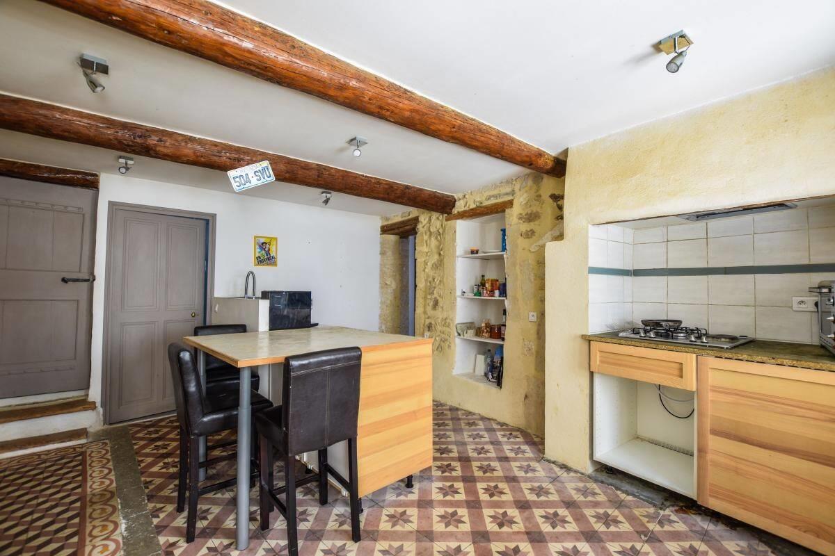 Maison à vendre, 125m², Estézargues