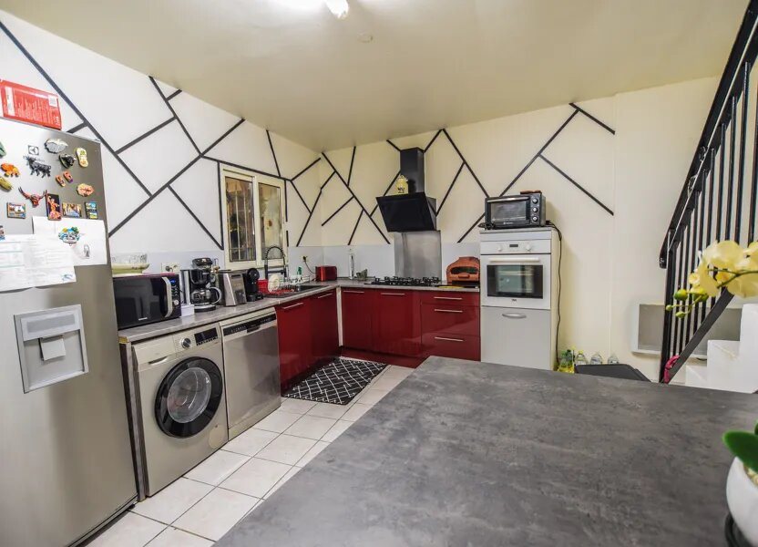 Maison à vendre, 95m², Sauveterre