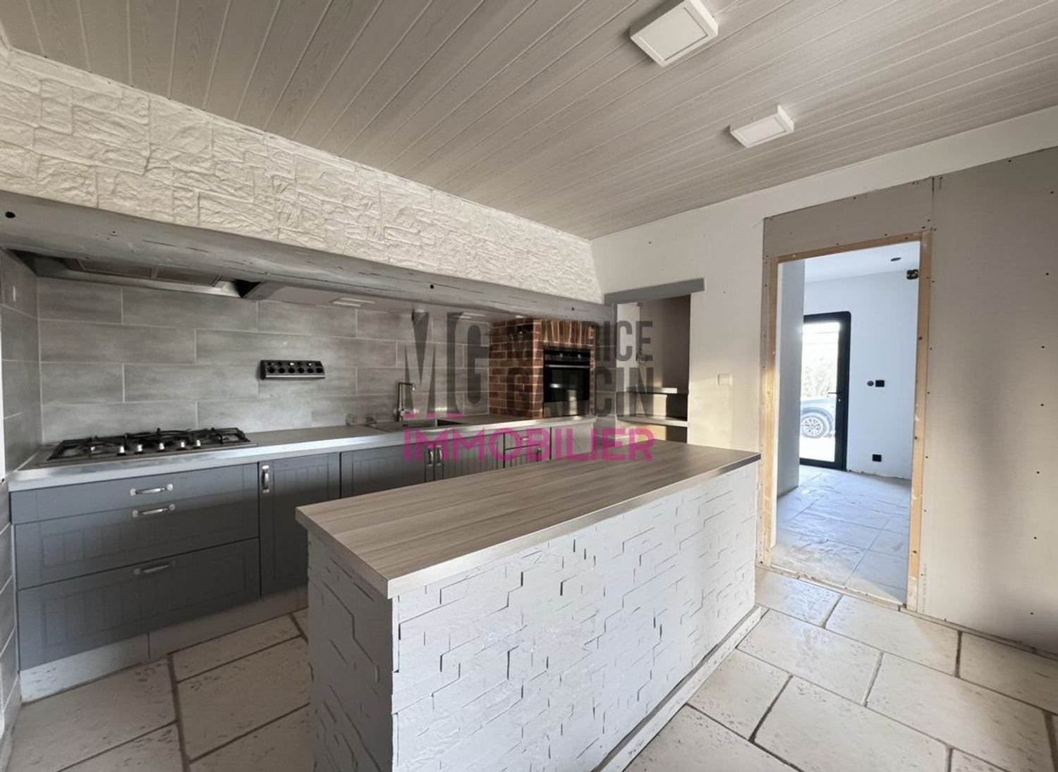 Maison à vendre, 180m², Morières-lès-Avignon