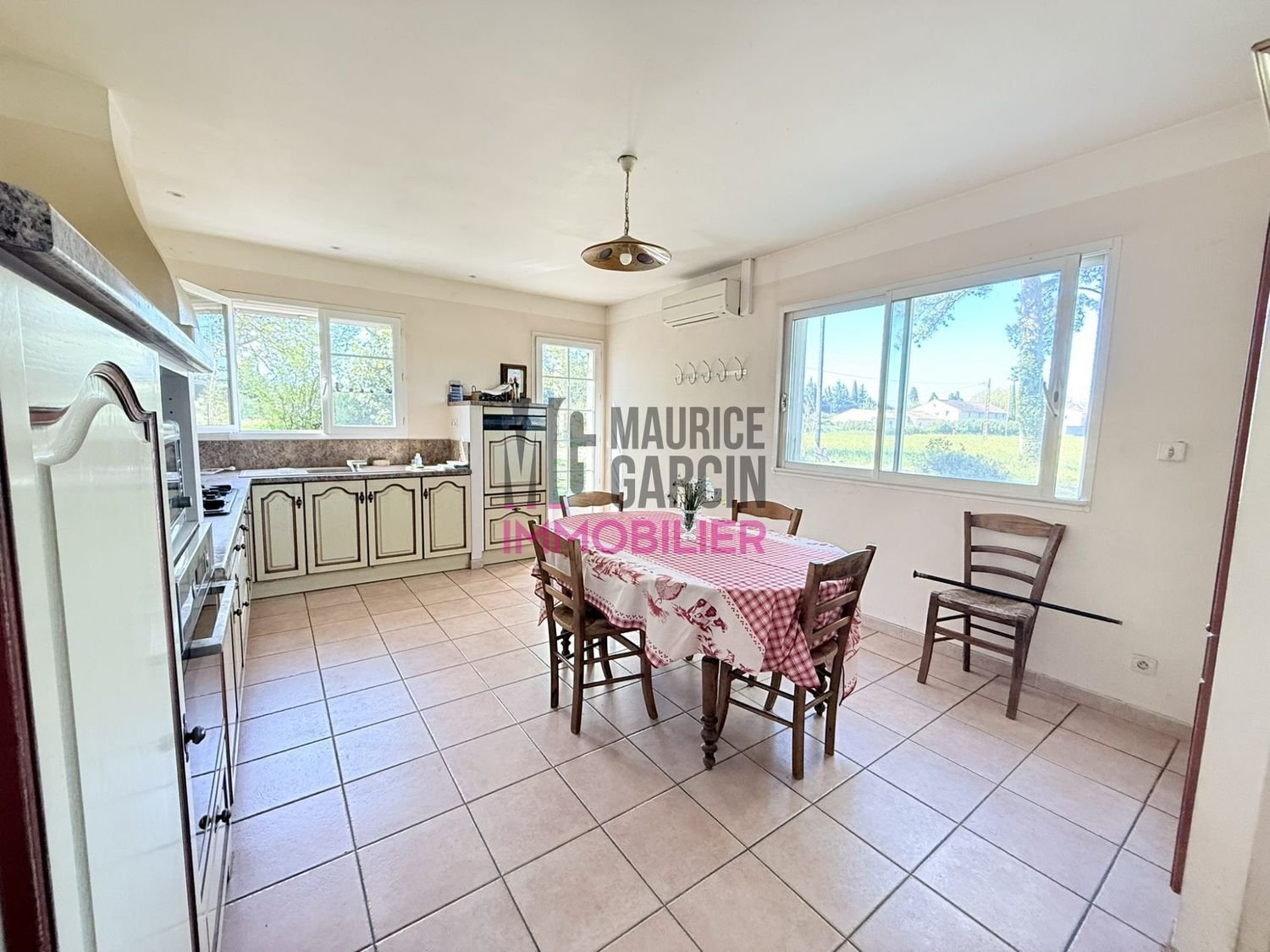 Maison à vendre, 195m², Le Pontet