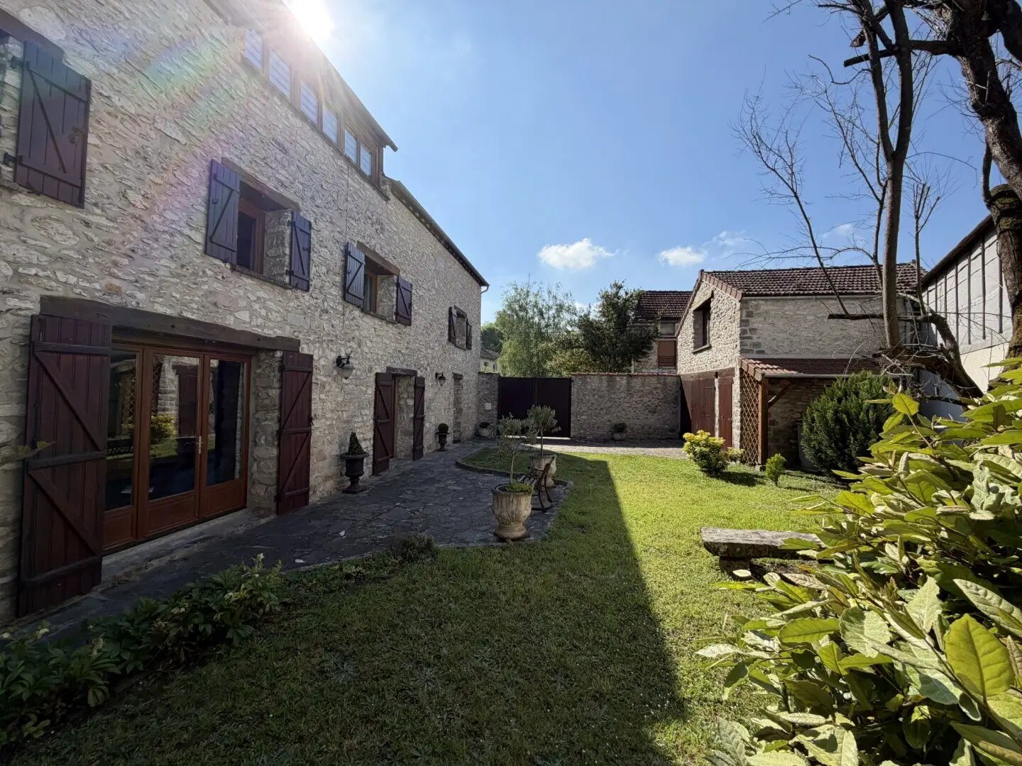 Maison à vendre, 241m², Milly-la-Forêt