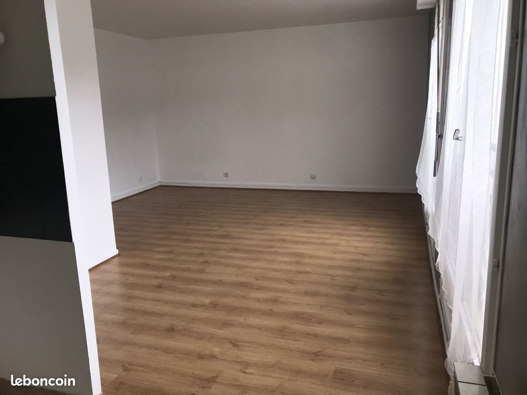 Appartement à louer, 31m², Noisy-sur-Ecole