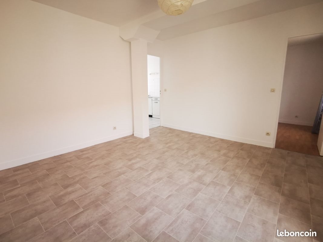 Appartement à louer, 39m², Milly-la-Forêt