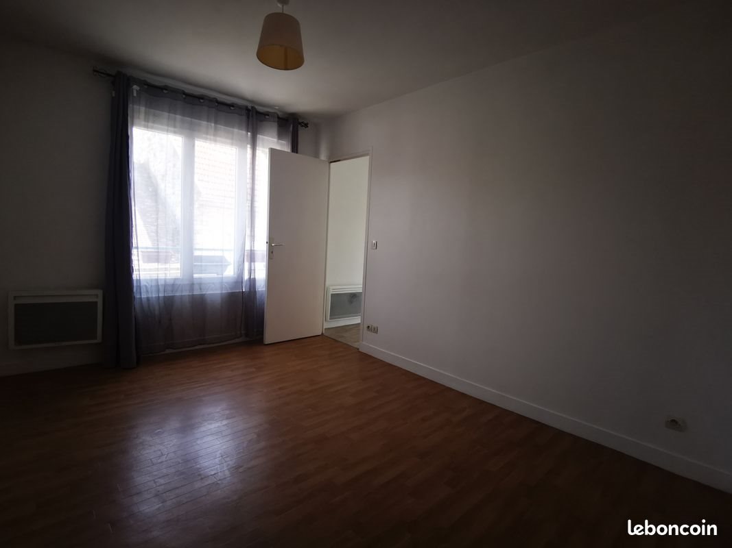 Appartement à louer, 39m², Milly-la-Forêt