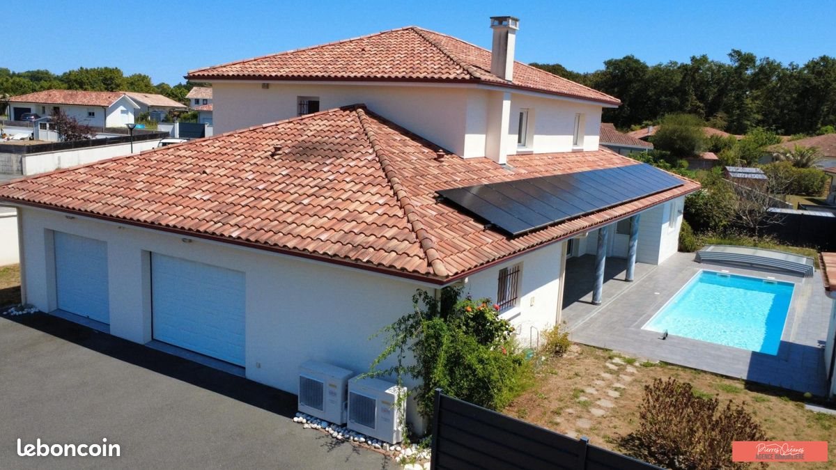 Maison à vendre, 202m², Sainte-Marie-de-Gosse