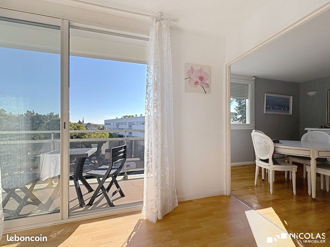 Appartement à vendre, 68m², Bordeaux