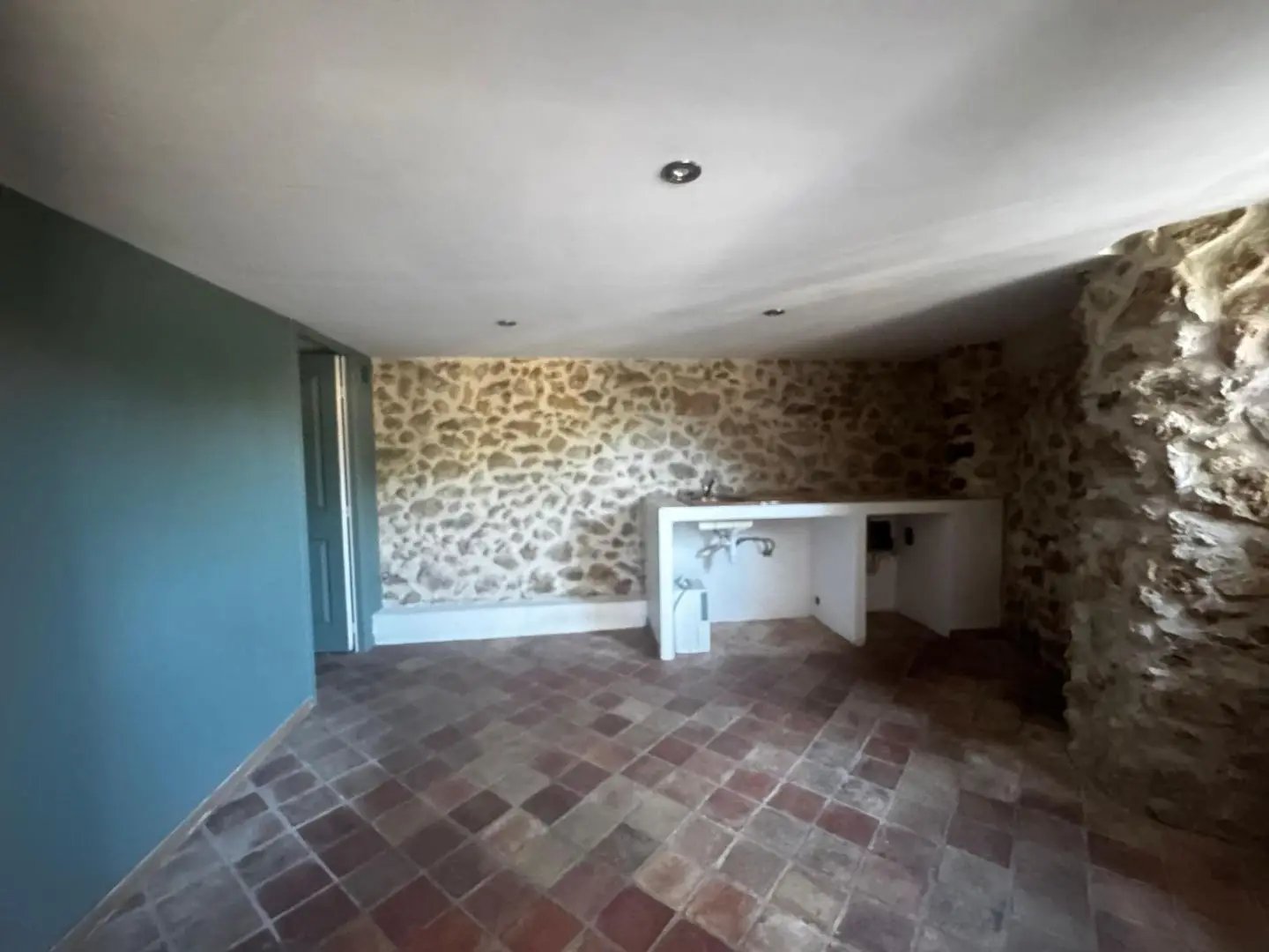 Appartement à louer, 24m², Rougiers