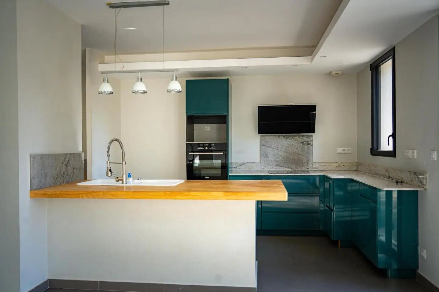 Maison à louer, 118m², Saint-Maximin-la-Sainte-Baume