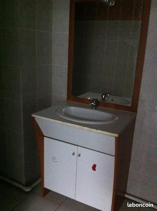 Appartement à louer, 35m², Brue-Auriac