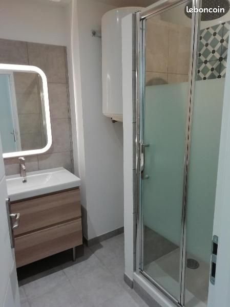 Appartement à louer, 42m², Saint-Maximin-la-Sainte-Baume