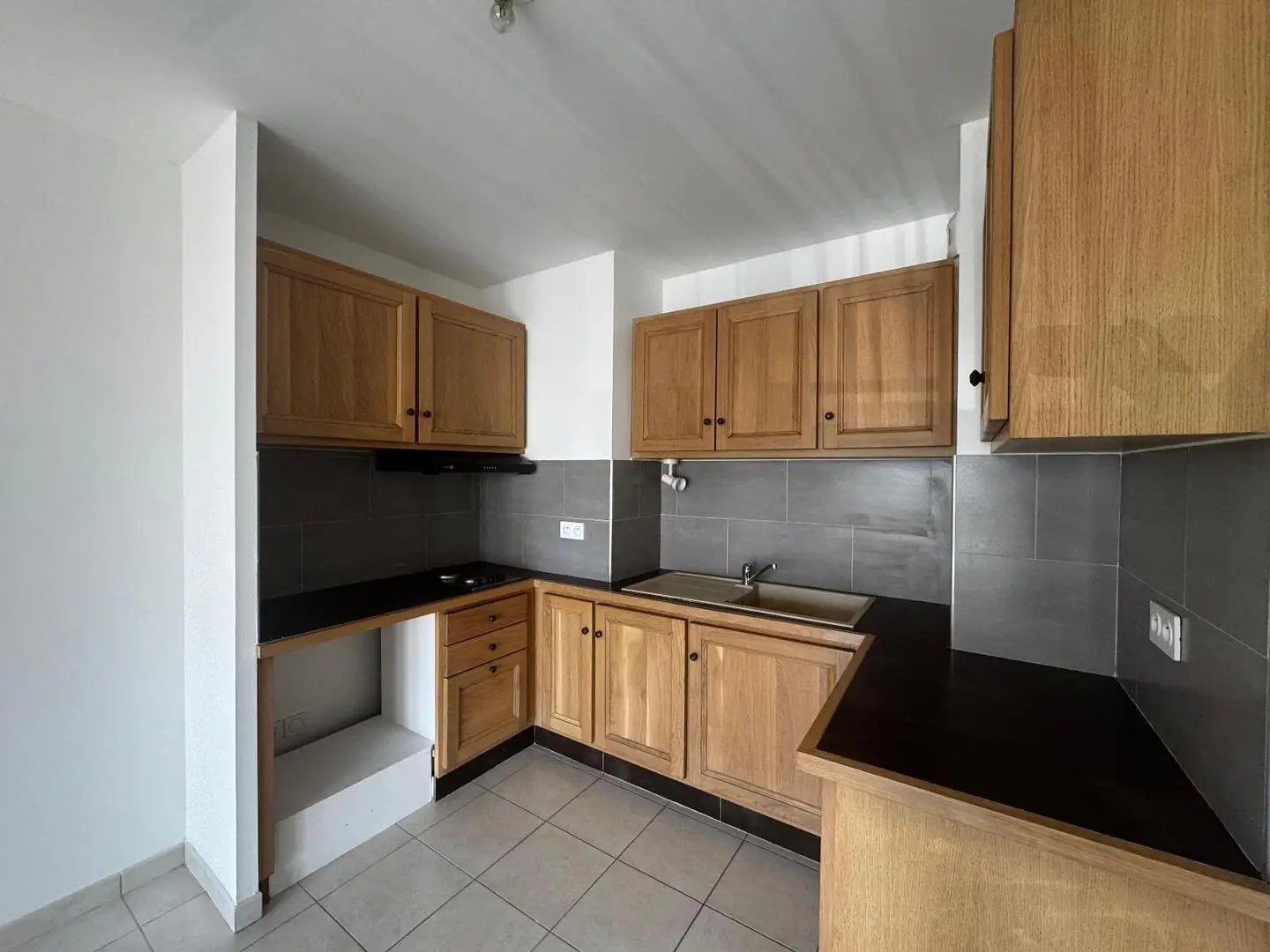 Appartement à vendre, 42m², Saint-Maximin-la-Sainte-Baume