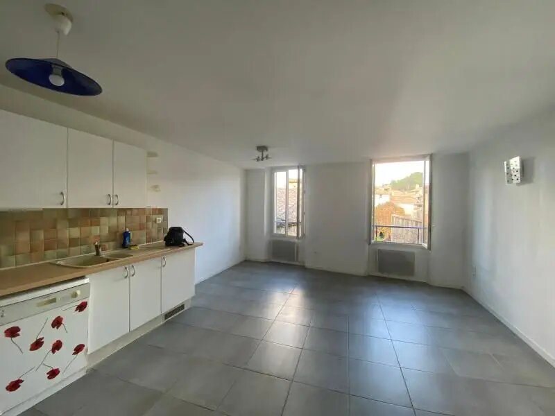 Appartement à louer, 70m², Tourves