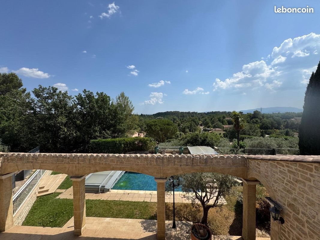 Maison à vendre, 234m², Saint-Maximin-la-Sainte-Baume