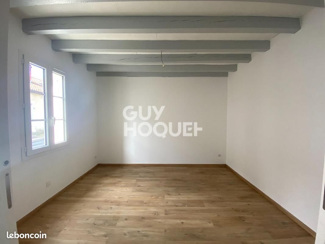 Maison à louer, 76m², Sabres