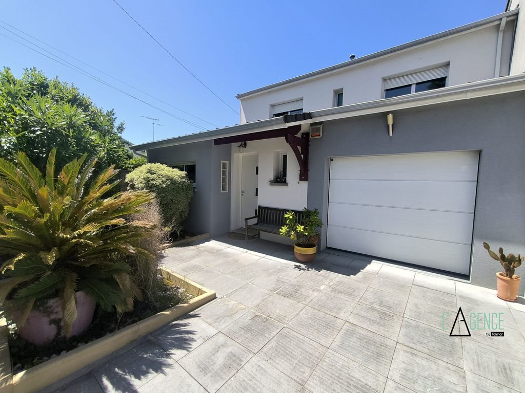 Maison à vendre, 121m², Eysines