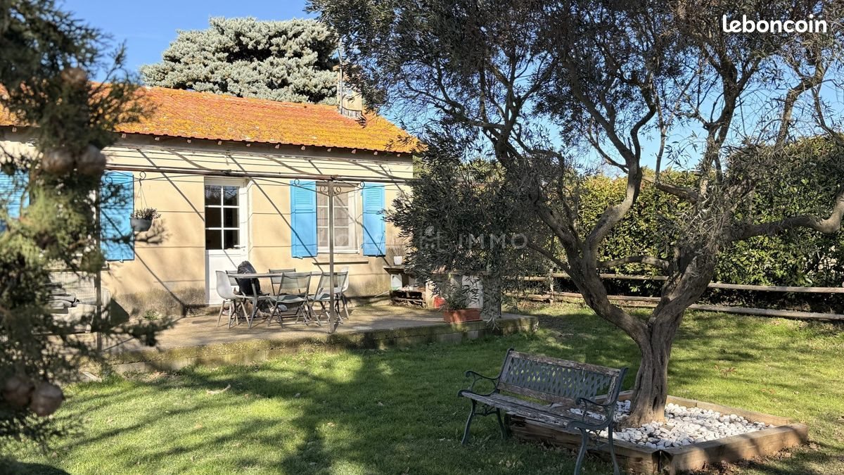 Maison à vendre, 197m², Eyguières