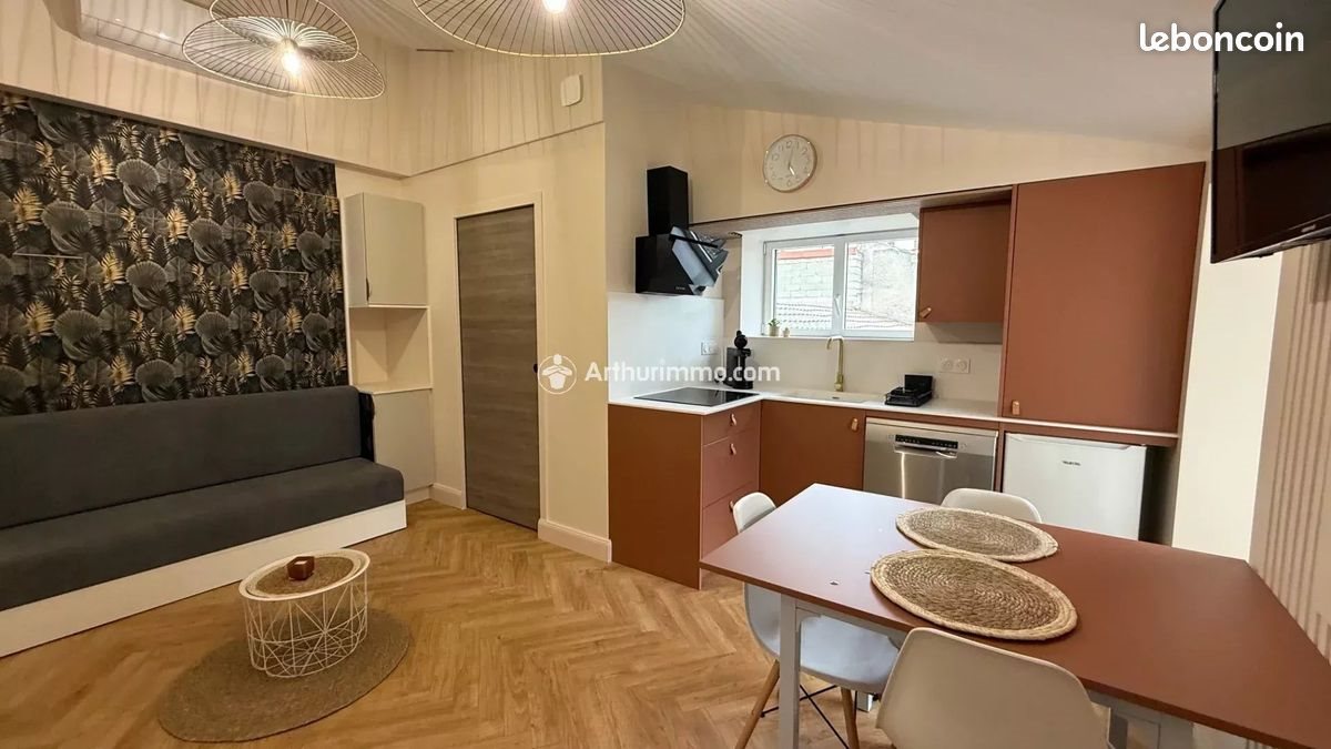 Appartement à louer, 17m², Millau