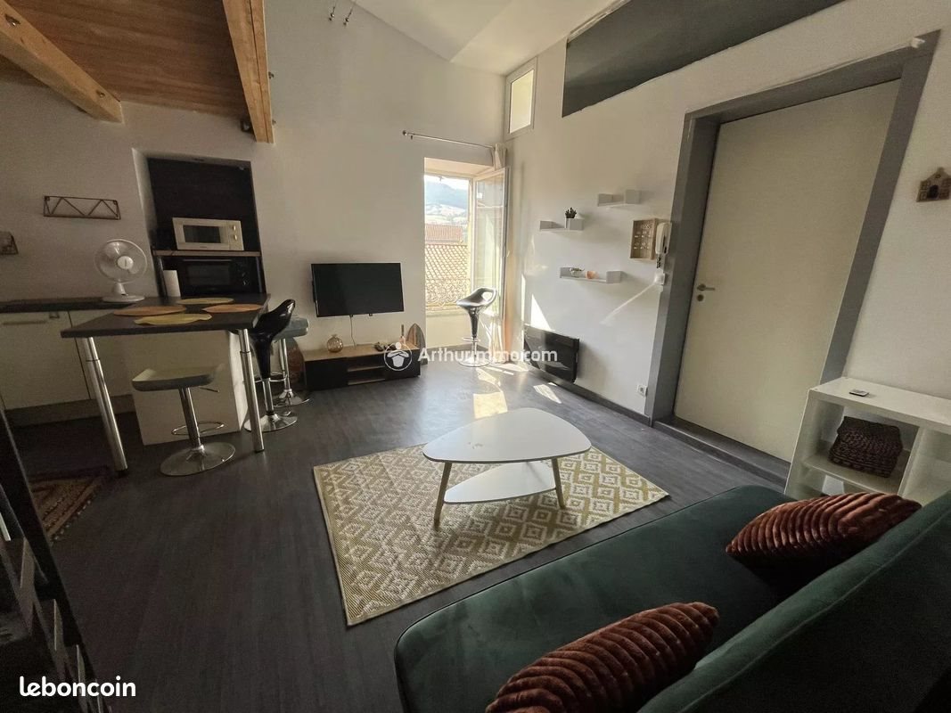 Appartement à louer, 29m², Millau