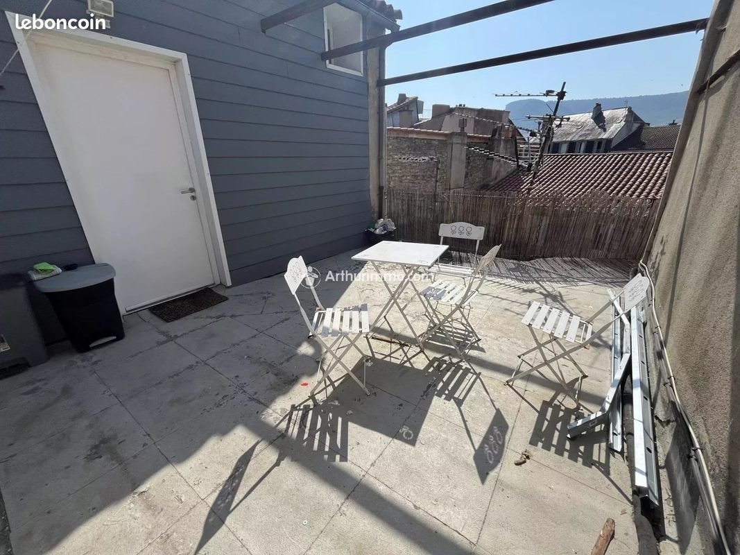 Appartement à louer, 29m², Millau